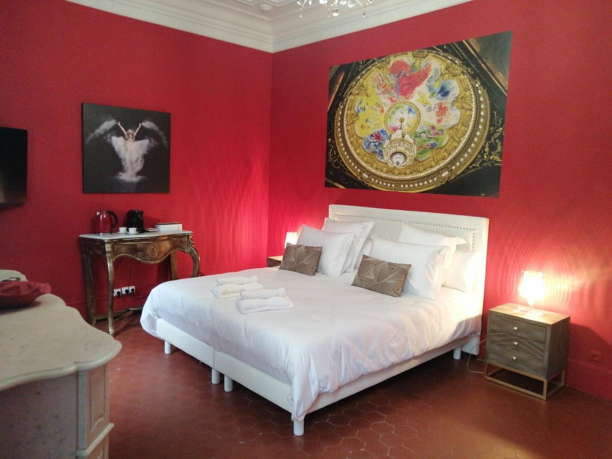 Bed and Breakfast Les Jardins De La Fontaine Alès Exterior foto
